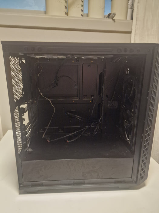 Svive Halo S650 Midi Tower