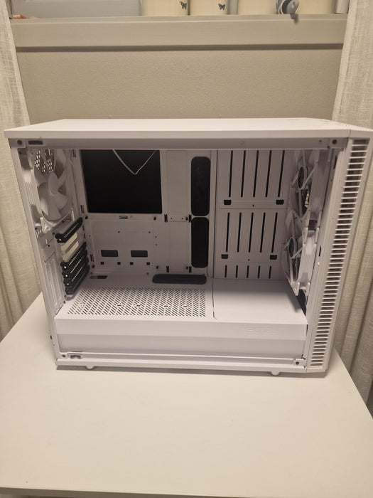 Fractal Design Define S2 Hvit u/ Sidepanel