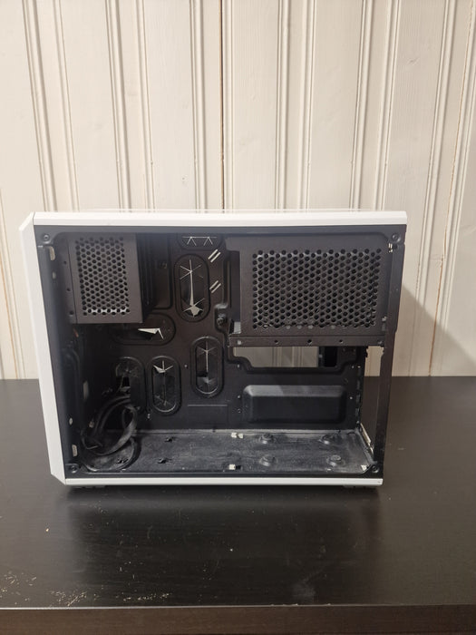 Corsair Carbide Air 240 Cube Case Hvit