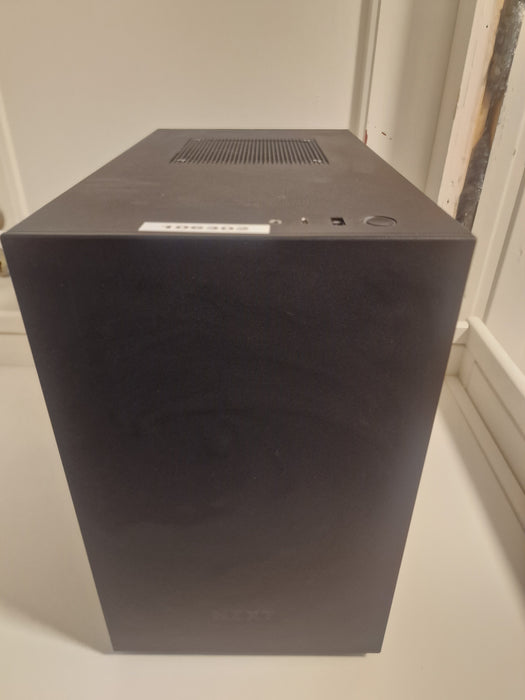 NZXT H210 (sort)