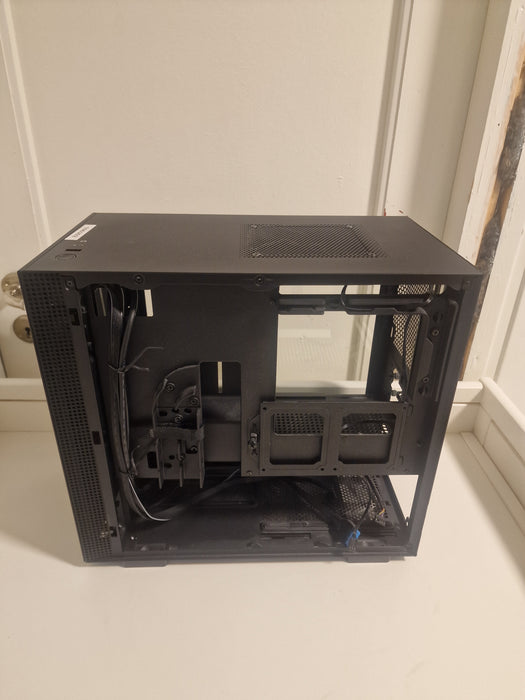 NZXT H210 (sort)