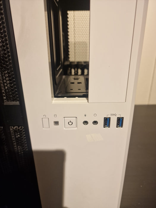 Corsair Carbide Air 540 Cube Case Hvit