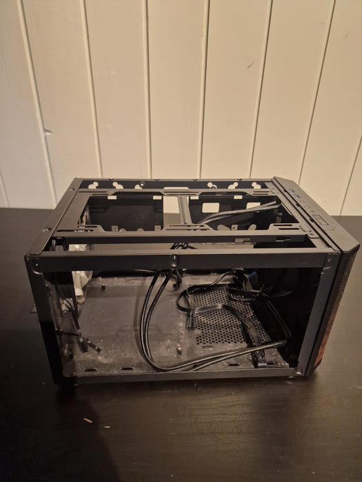 Fractal Design Core 500 Mini-ITX Sort