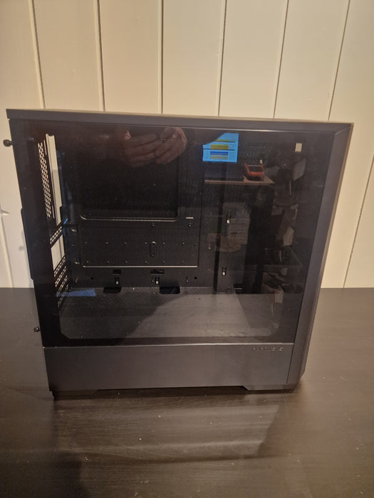 Phanteks Eclipse G360A Midi Tower (sort)