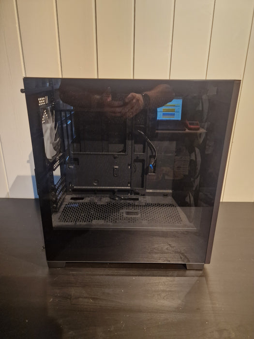 Phanteks XT Pro Ultra Mid Tower (sort)