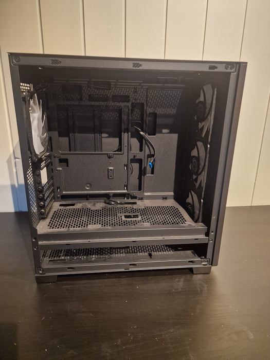 Phanteks XT Pro Ultra Mid Tower (sort)