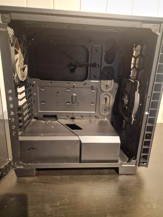 Corsair Carbide Clear 400C Midi Tower