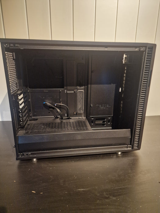 Fractal Design Define R6 Blackout