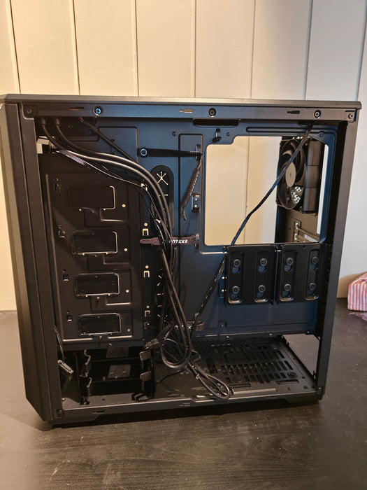 Phanteks Eclipse P400A (sort)