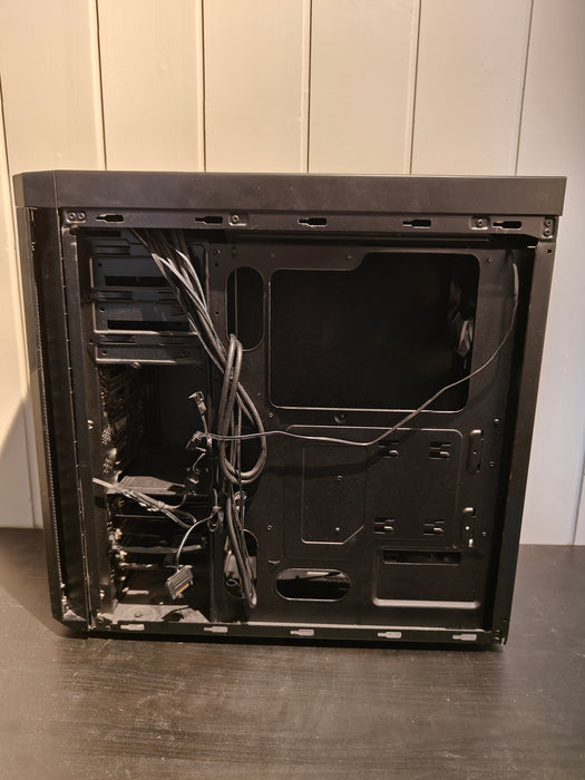 Corsair Carbide 330R Blackout Edition