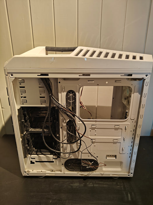 CM Storm Stryker Gaming Big Tower