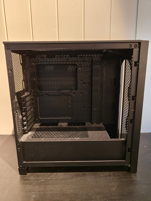 Corsair 4000D Airflow Midi Tower (sort)