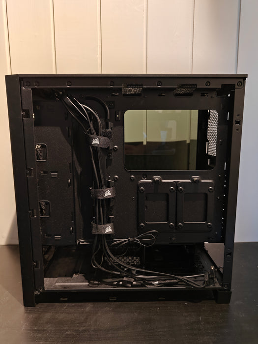 Corsair 4000D Airflow Midi Tower (sort)