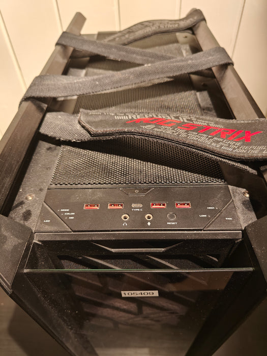 Asus ROG Strix Helios (Sort/Transparent)