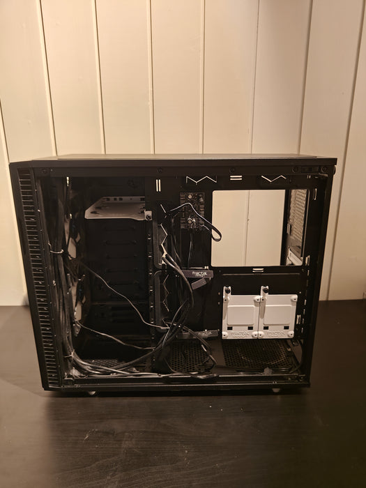 Fractal Design Define R6 sort TG
