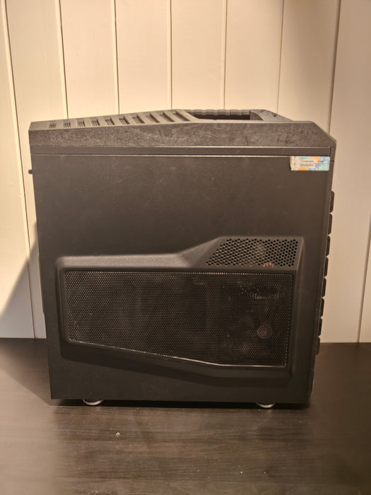 Cooler Master Storm Trooper Gaming Big Tower Sort