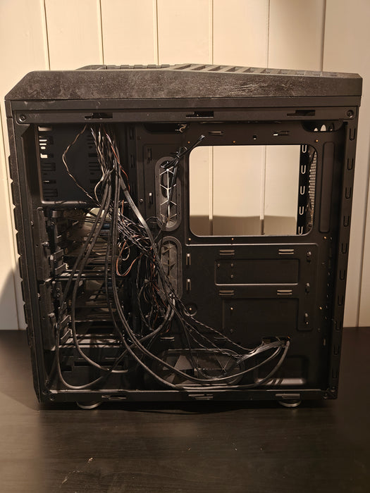 Cooler Master Storm Trooper Gaming Big Tower Sort