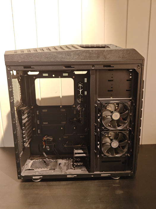 Cooler Master Storm Trooper Gaming Big Tower Sort
