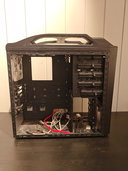 CM Storm Scout Midi Tower Sort
