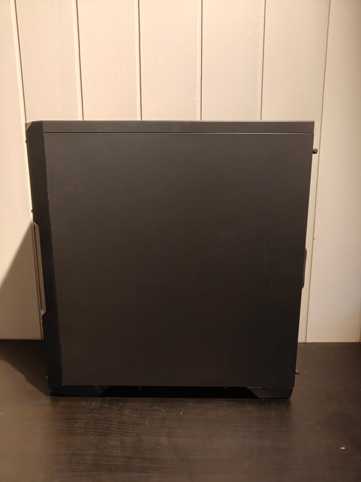 Svive Luna X750 W Midi Tower