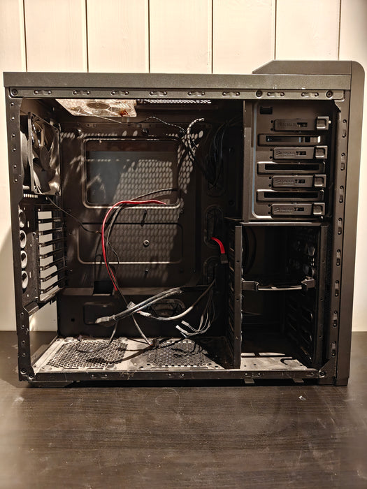 Corsair Carbide 400R Midi Tower Sort