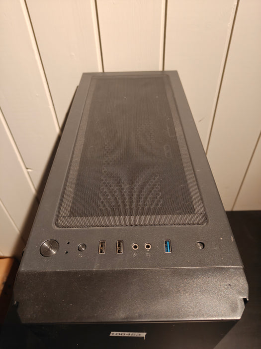 Svive Luna S700 W Midi Tower