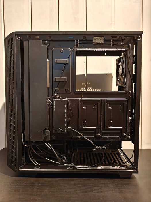 Svive Halo S650 Midi Tower