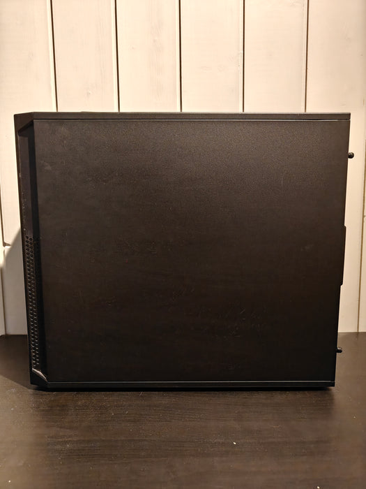 Corsair Carbide 200R Midi Tower Sort