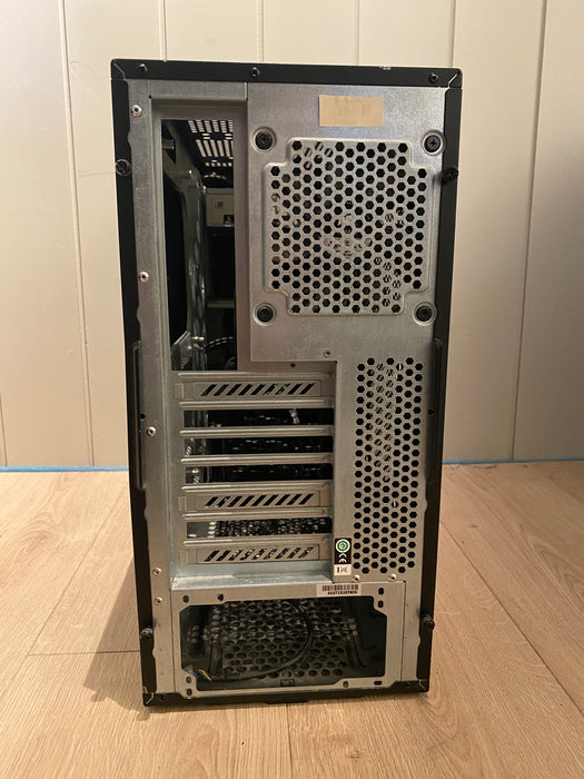Corsair Carbide 200R Midi Tower Sort