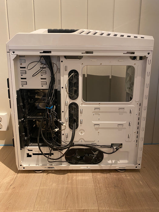 CM Storm Stryker Gaming Big Tower