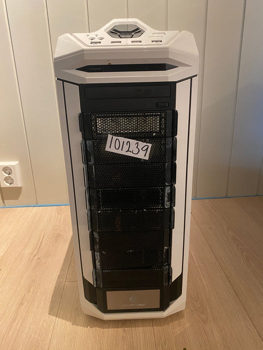 CM Storm Stryker Gaming Big Tower