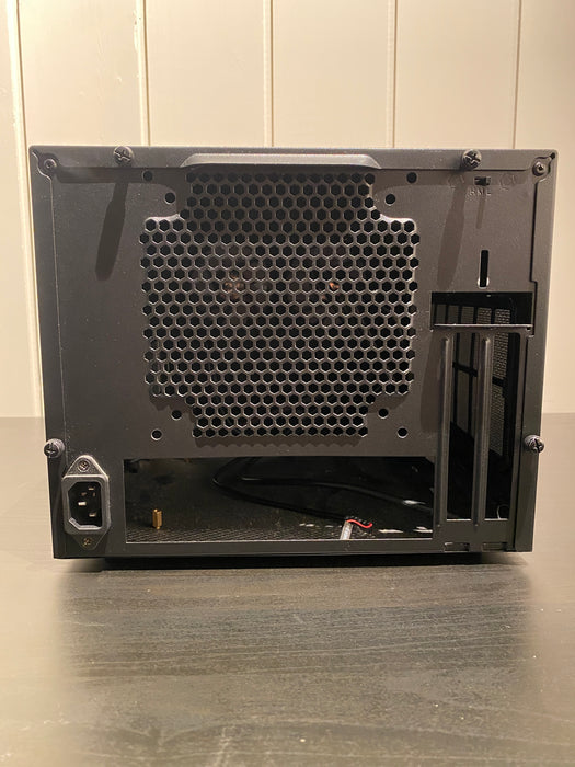 Fractal Design Node 304 Mini-ITX Sort