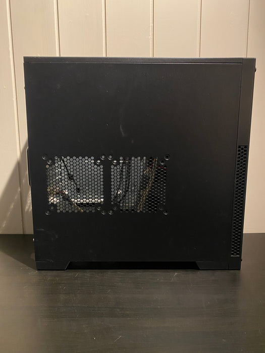 Corsair Carbide 300R Midi Tower Sort