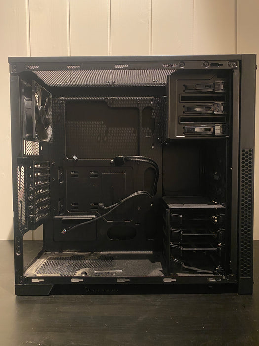 Corsair Carbide 300R Midi Tower Sort