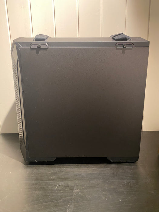 ASUS TUF Gaming GT501 Mid Tower