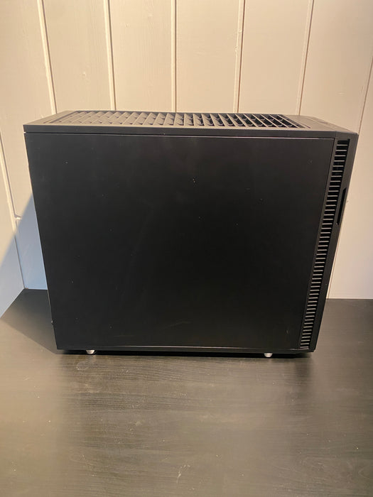 Fractal Design Define R6 Blackout