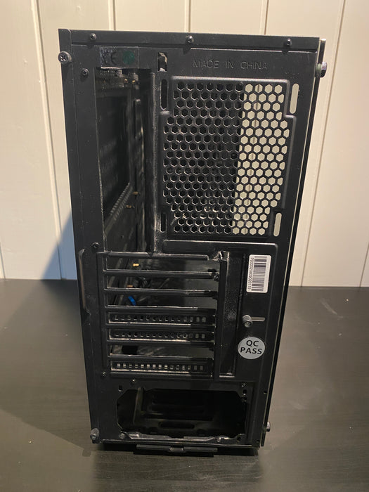 Kolink Stronghold Svart