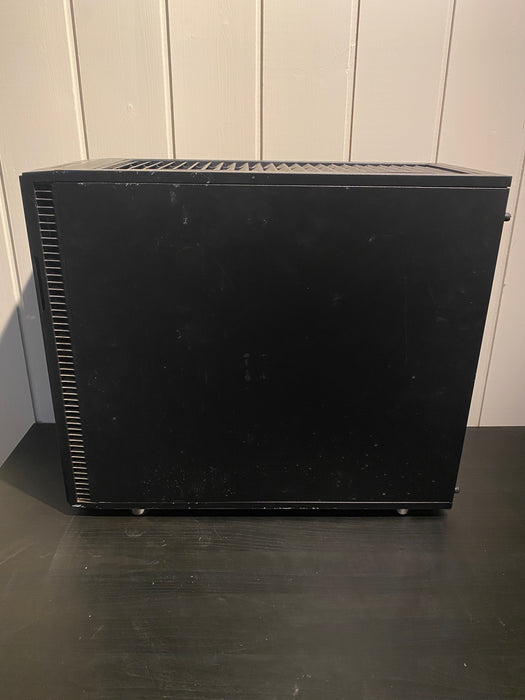 Fractal Design Define R6 Sort