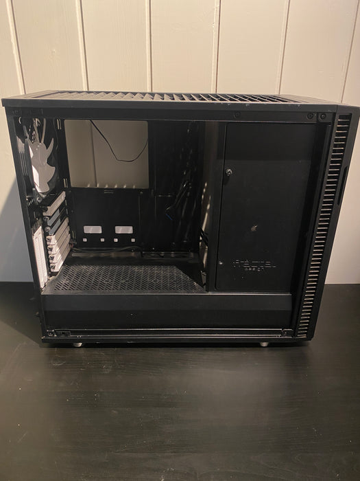 Fractal Design Define R6 Sort