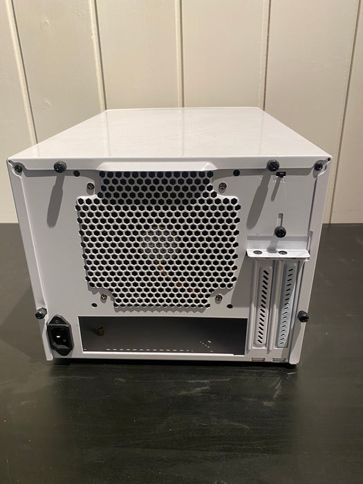 Fractal Design Node 304 Mini-ITX Hvit