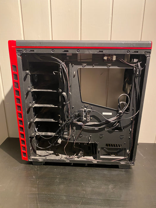 NZXT H440 Midi Tower Sort/Rød