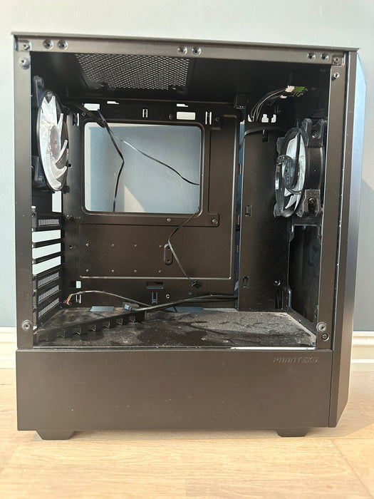 Phanteks Eclipse P300 Mid Tower (sort)