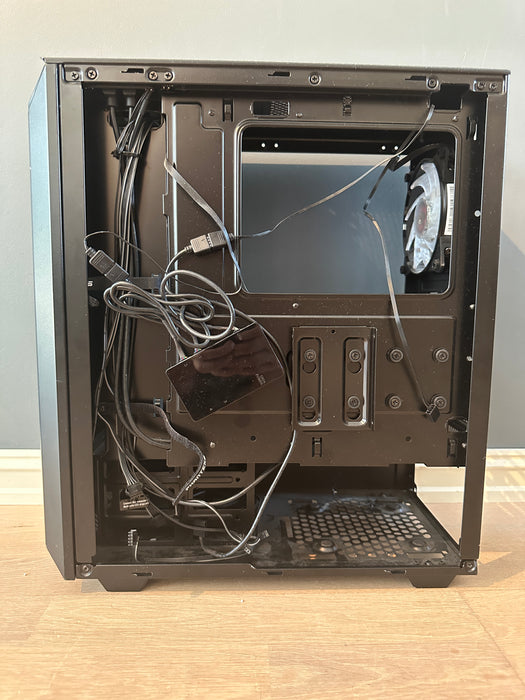 Phanteks Eclipse P300 Mid Tower (sort)