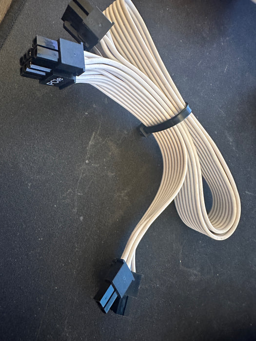 Type 4 - Flat White Ribbon Cable PCIe Pig Tail