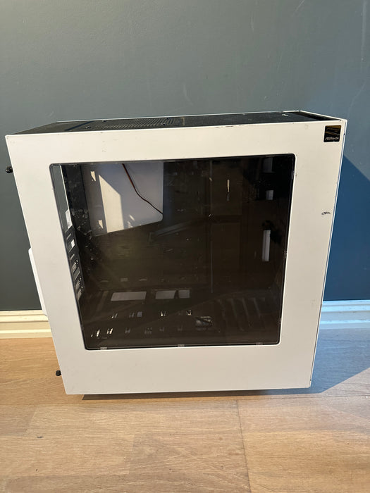 NZXT S340 Midi Tower Hvit
