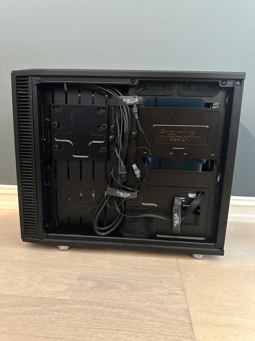 Fractal Design Define Nano S