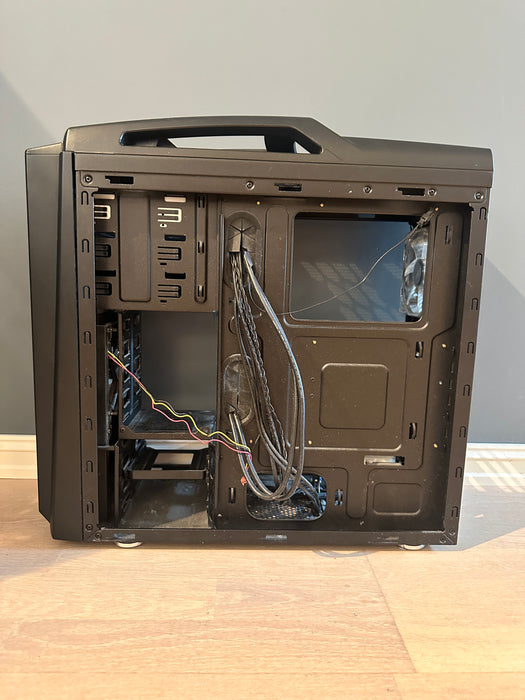 CM Storm Scout II Advanced Gaming Sort