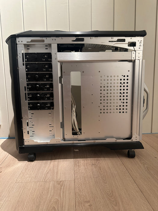 Cooler Master CM Stacker 831