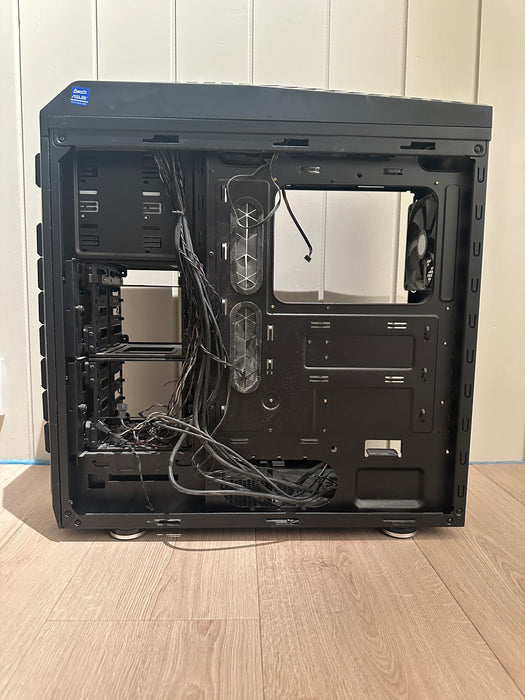 Cooler Master Storm Trooper Gaming Big Tower Sort