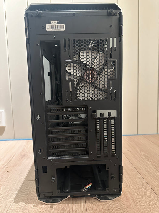Enthoo Evolv X Glass Midi Tower Sølv